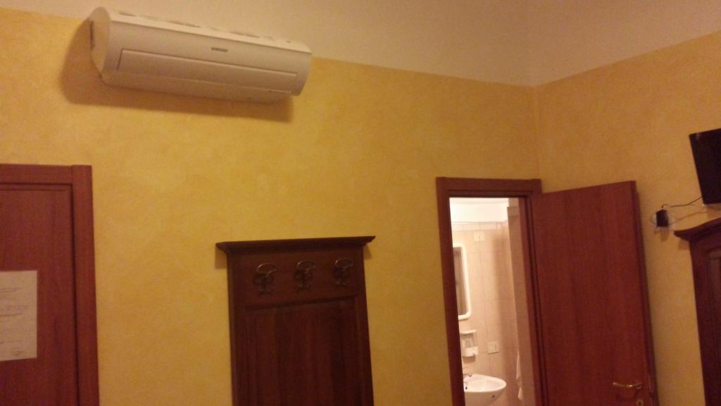 3 Lati Di Pitagora B&B Róma Kültér fotó