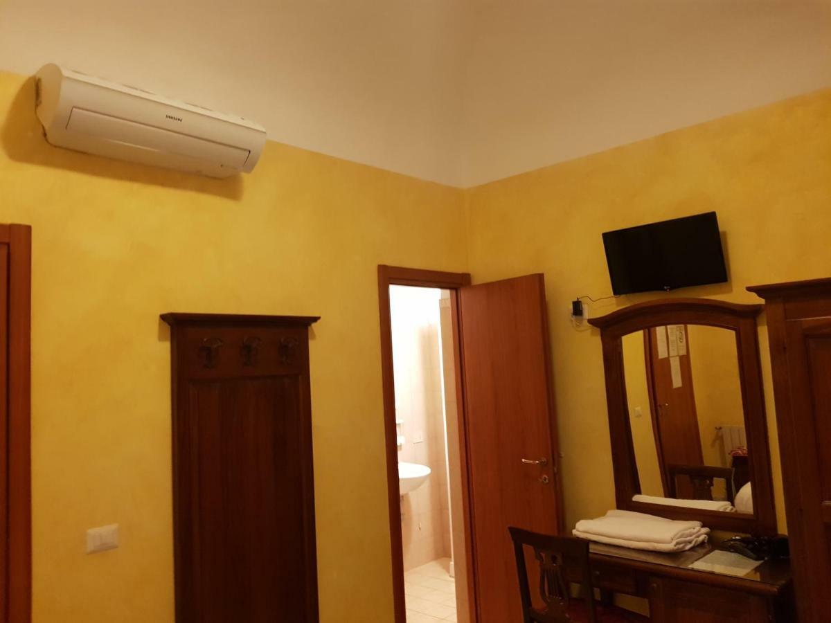 3 Lati Di Pitagora B&B Róma Kültér fotó