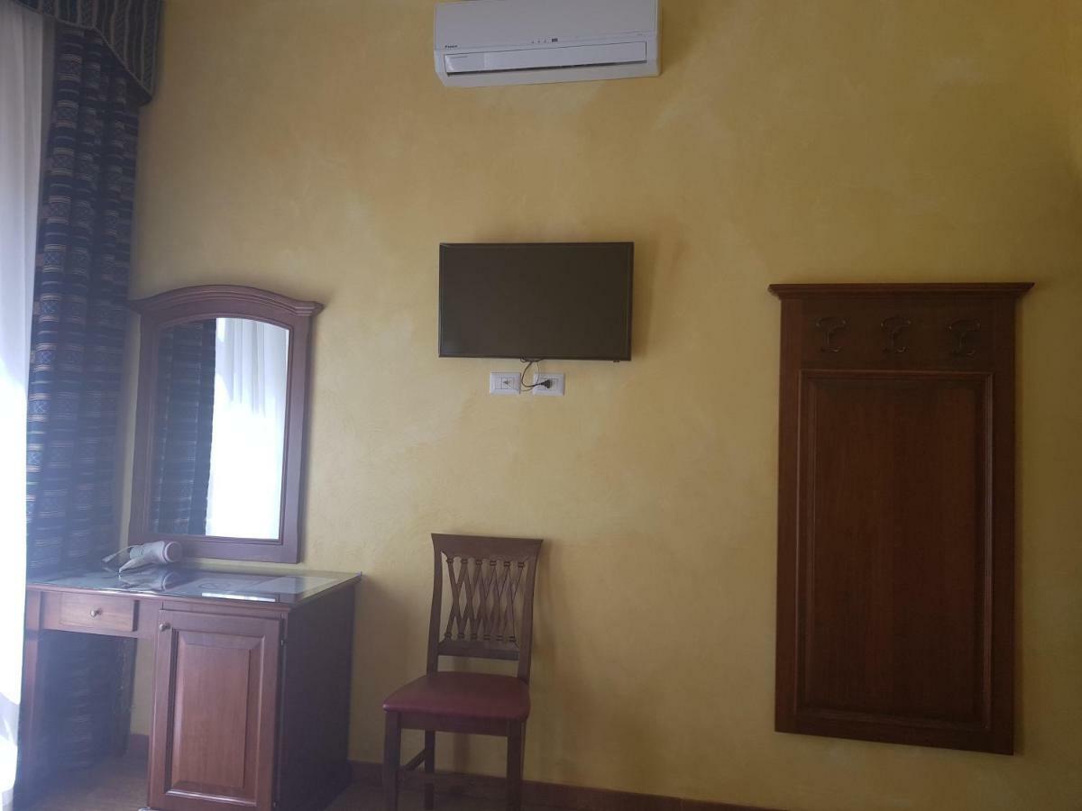 3 Lati Di Pitagora B&B Róma Kültér fotó